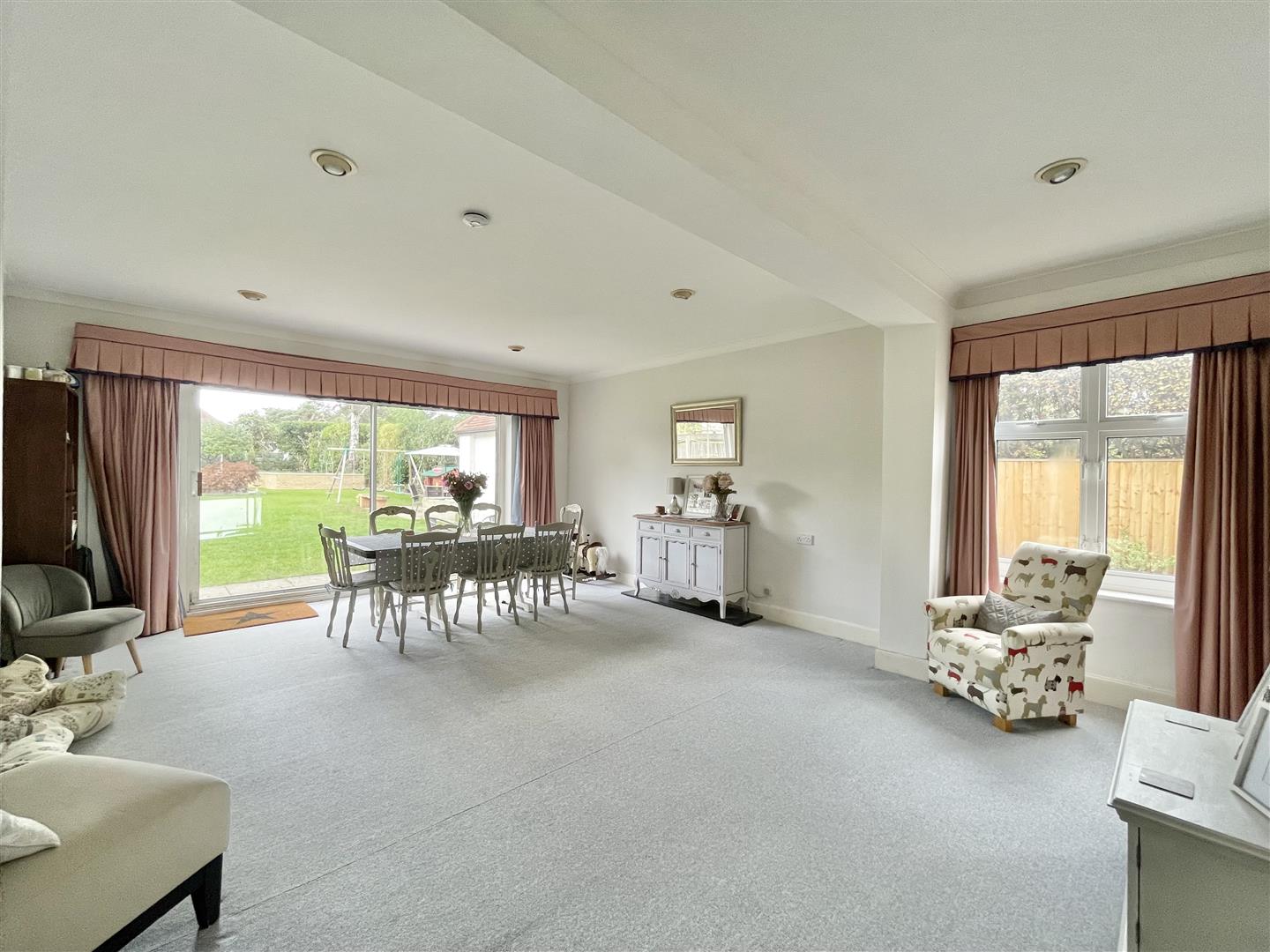 6 Bedroom House Canford Cliffs Avenue, Canford Cliffs